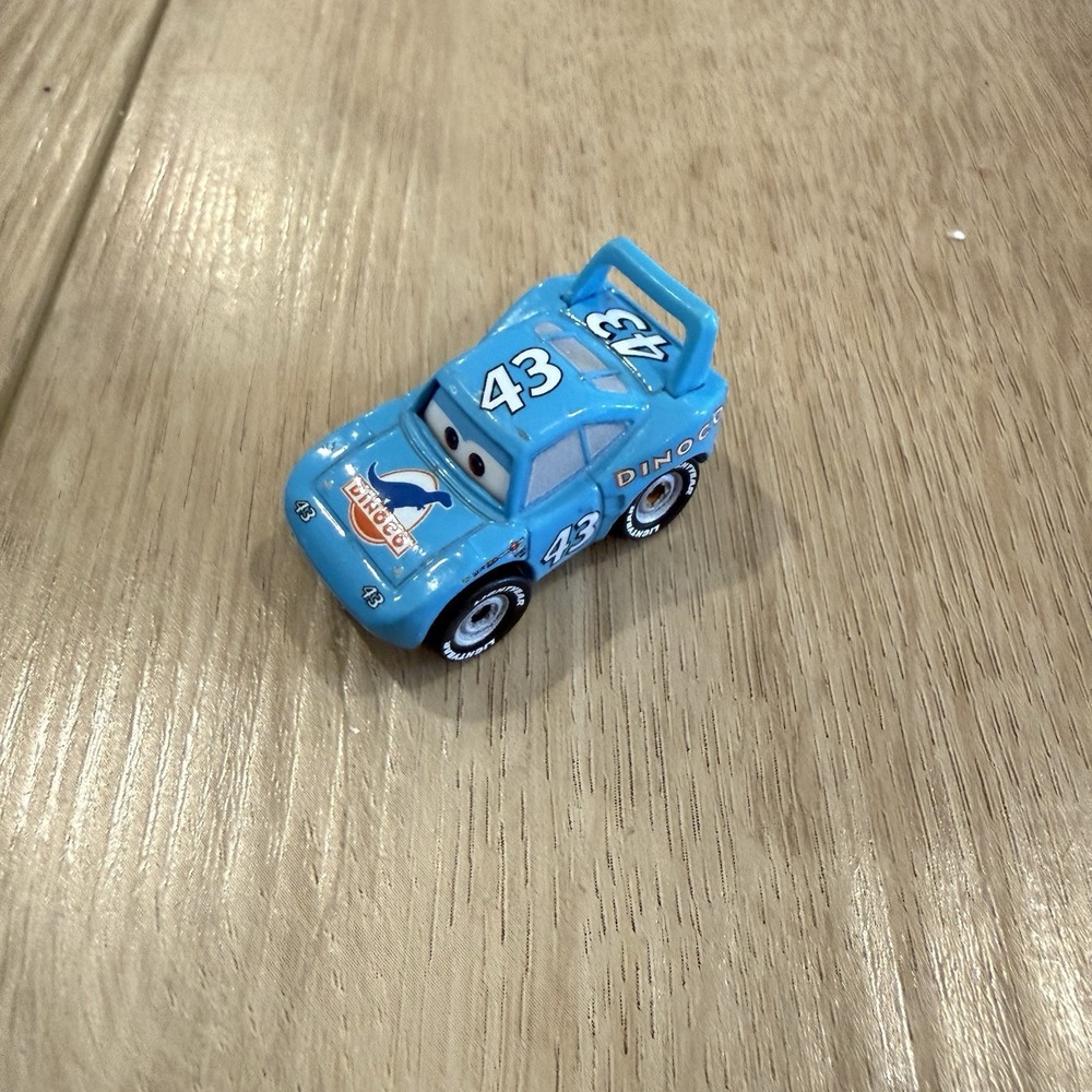 Disney Pixar Cars 2017 Metal Mini Racers King Strip Weathers Blue Toy Car F963